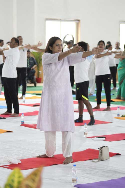 NORTHERN RAILWAY ORGANISES 10th INTERNATIONAL DAY OF YOGA 5 railway yoga