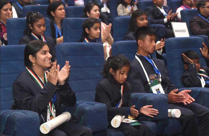 President Murmu confers Pradhan Mantri Rashtriya Bal Puraskar on 17 children 6 bal puraskar