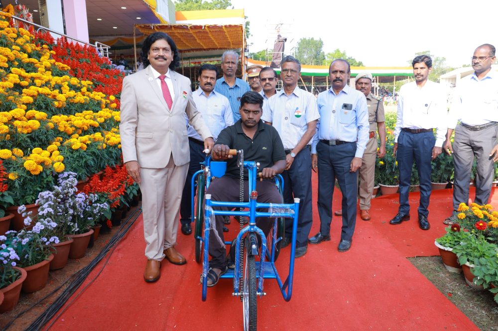 On Eve of 76th Republic Day Celebrations : Prasanna Kumar Motupalli, CMD NLCIL say “Ambitious Goals and Well Being of Society is Top” 7 nlc republicday2 e1737908329358