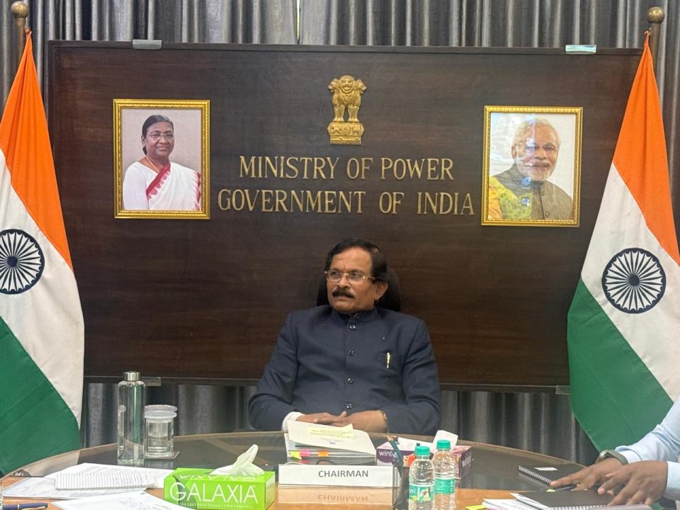 MoS for Power & MNRE Shripad Yesso Naik 1st meeting of GoM for viability of distribution utilities