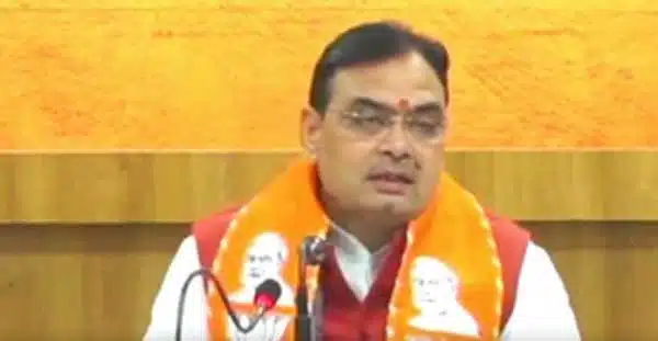 Rajasthan CM hails Centre for allocating Rs 9,960 crore for railways