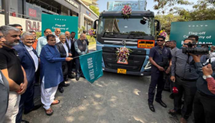 Nitin Gadkari flags off India’s 1st ‘Road Train’ for long-haul transportation