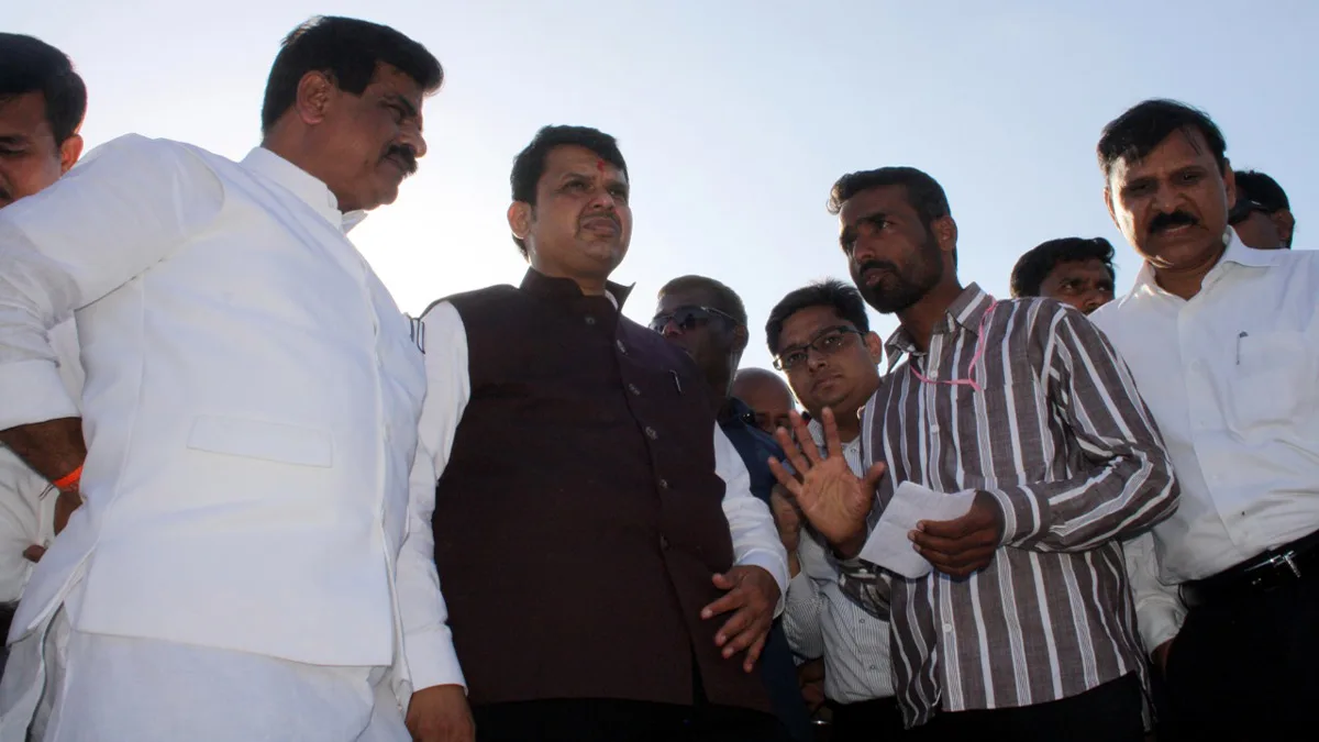 लोकसहभाग से लोकहित के जलस्रोतों ने बदल दिया तालुका के गाँवोंके किसानों का जीवन 9 लोकसहभाग से लोकहित के जलस्रोतों ने बदल दिया तालुका के गाँवोंके किसानों का जीवन