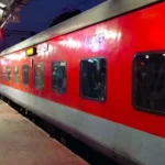 सायरंगसे–आनन्द विहार टर्मिनल के बीच नई साप्ताहिक राजधानी एक्सप्रेस का शुभारंभ 14 सायरंगसे–आनन्द विहार टर्मिनल के बीच नई साप्ताहिक राजधानी एक्सप्रेस का शुभारंभ