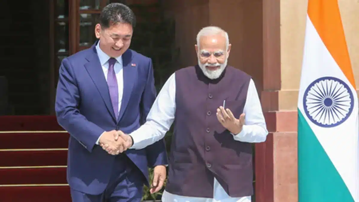 PM Modi, Mongolian Prez plant sapling at Hyderabad House 5 Courtesy: Partha Sarkar