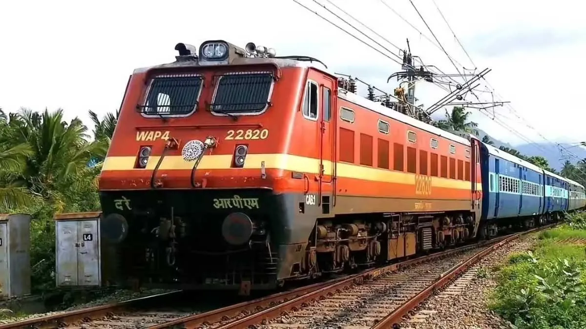 feature news 808 Indian Railways Reports ₹6,800 Crore Scrap Earnings in FY26