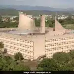 Punjab Government : Adminitrative Secretaries 11 Punjab Government : Adminitrative Secretaries