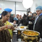 Delhi CM Inaugurates 45 Atal Canteens to Provide Nutritious Meals at ₹5 13 Delhi CM Inaugurates 45 Atal Canteens to Provide Nutritious Meals at ₹5