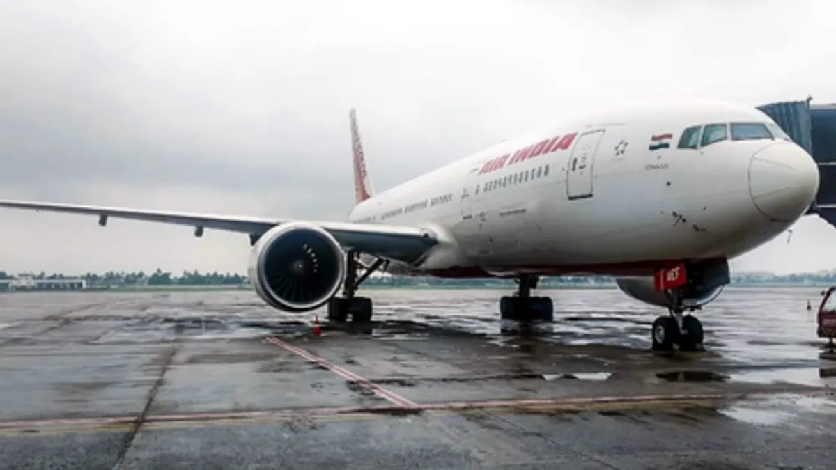 feature news 1193 Dubai Airport Suspend Flights as Israel-Iran War Escalates