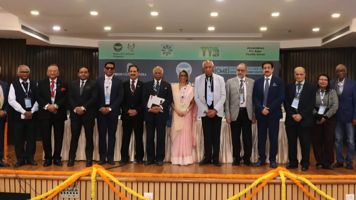 feature news 1209 Dr A.K. Gupta Promotes Asia Pacific Healthcare Unity Through Homeopathy