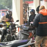 Petrol and Diesel Adequately Available at Pumps, Says Petroleum Ministry 14 India Has 60 Days of Crude Reserves, One Month of LPG Supply Secured: Govt