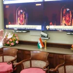 Narendra Modi Offers Prayers During Surya Tilak of Ram Lalla 5 Narendra Modi Offers Prayers During Surya Tilak of Ram Lalla