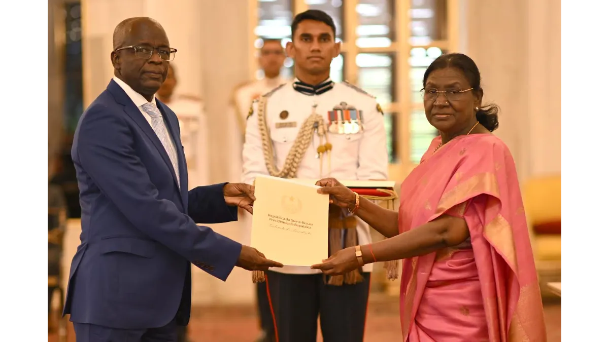 feature news 775 President Droupadi Murmu Accepts Credentials from Guinea-Bissau Ambassador at Rashtrapati Bhavan