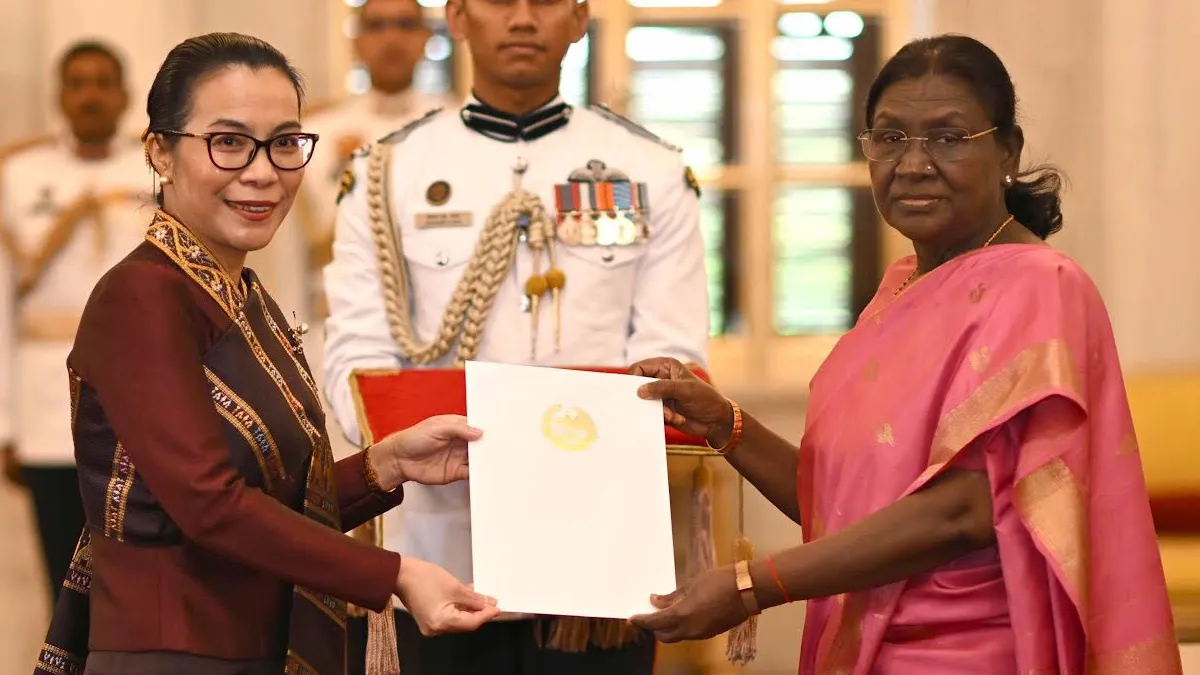 feature news 778 President Droupadi Murmu Accepts Credentials from Laos Ambassador at Rashtrapati Bhavan