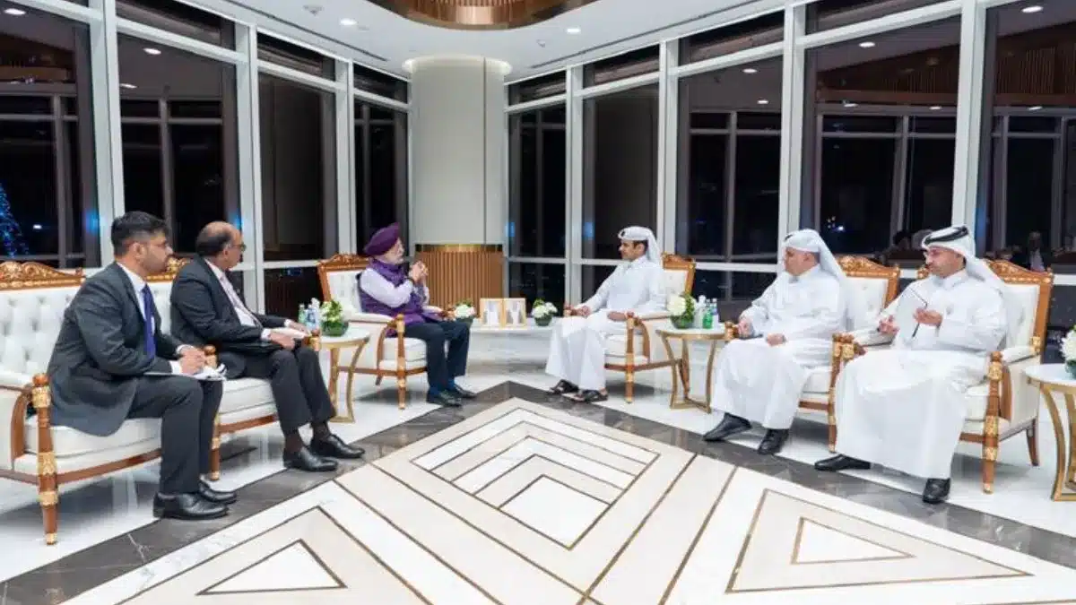 feature news 864 Hardeep Puri Visit to Qatar