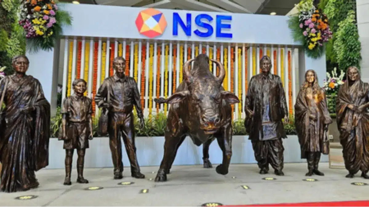 feature news 860 NSE Issues Advisory on Online Stock Tips
