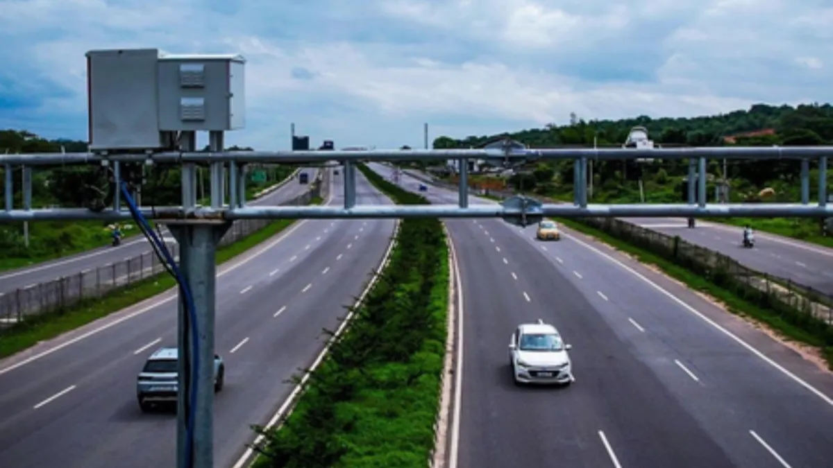 feature news 700 India Launches First Barrier-Less Toll System, Sees 41,500 Vehicles on Day 1