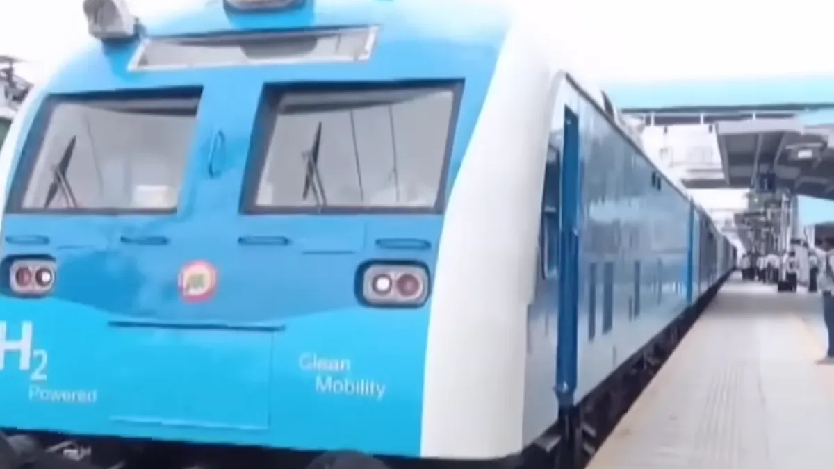 feature news 443 hydrogen-train