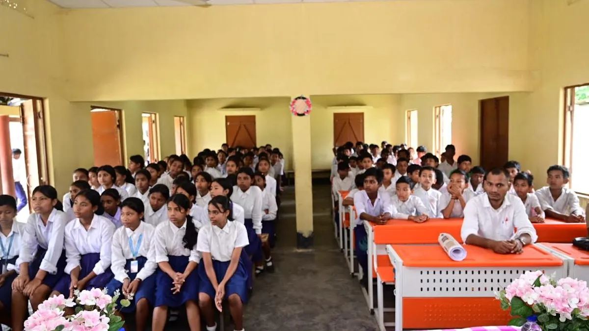 NTPC Bongaigaon Inaugurates Mobile Science Lab at Salakati M.E. School 5 ntpc inaug