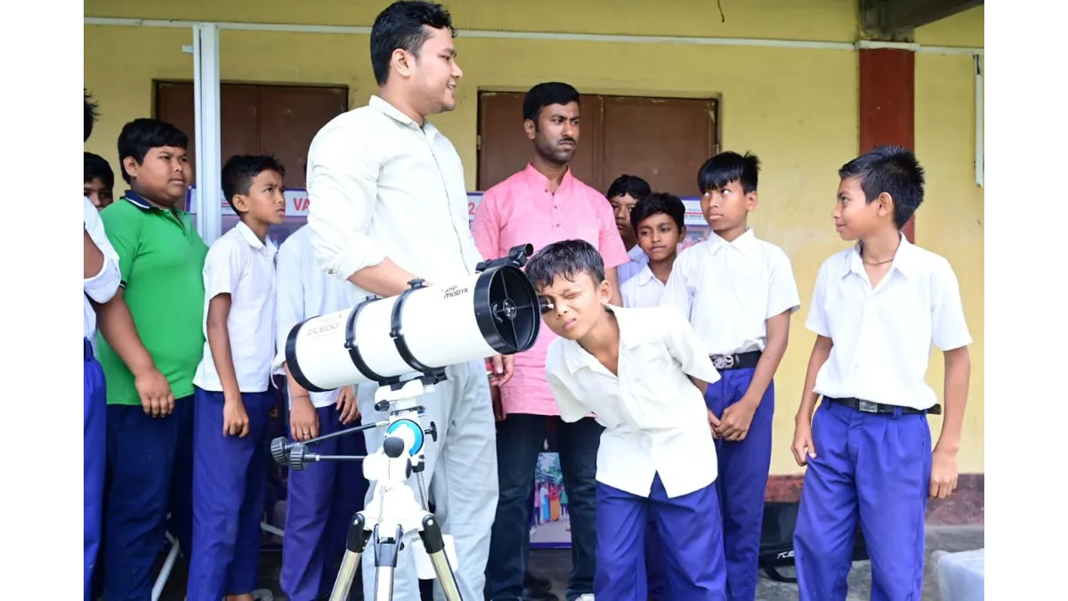 NTPC Bongaigaon Inaugurates Mobile Science Lab at Salakati M.E. School 6 ntpc inaug1