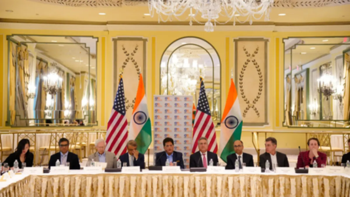 feature news 433 piyush goyal meets