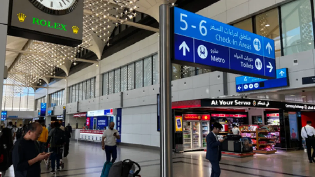 feature news 691 United Arab Emirates Lifts Airspace Curbs