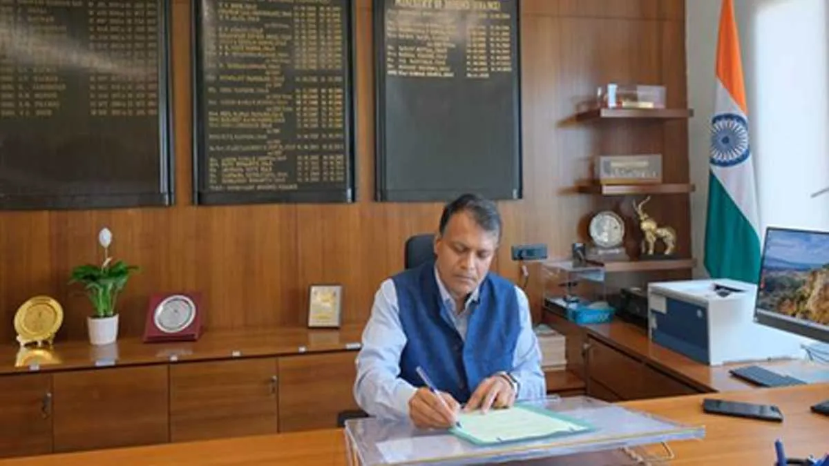 feature news 709 Vishvajit Sahay Takes Charge as Defence Finance Secretary; Bharat Khera Joins MSME Ministry