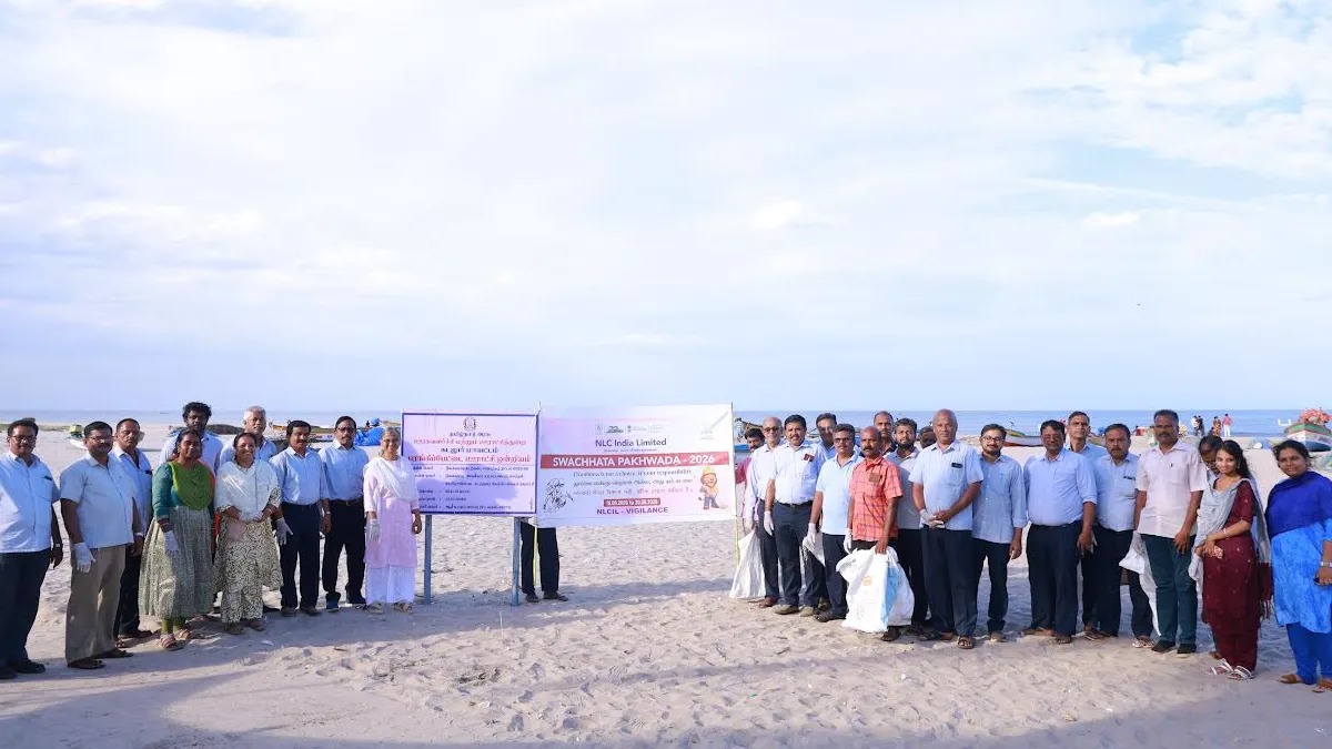 NLCIL Vigilance Team Conducts Swachhata Pakhwada Beach Clean-Up Drive at Samiyarpettai 5 nlc swachh pakhwada